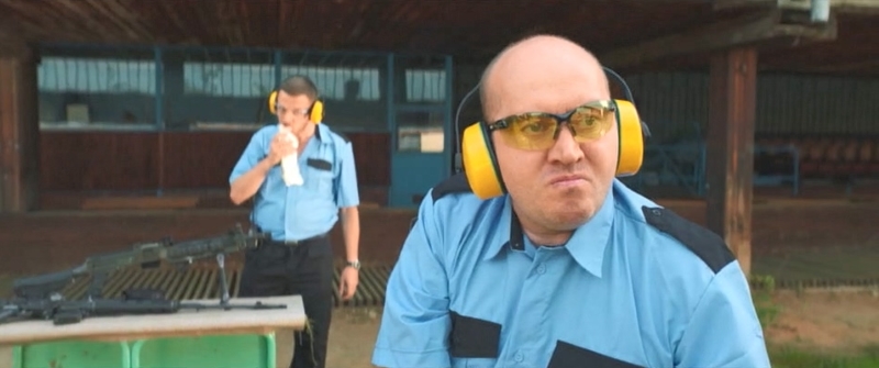    -  10 -     
